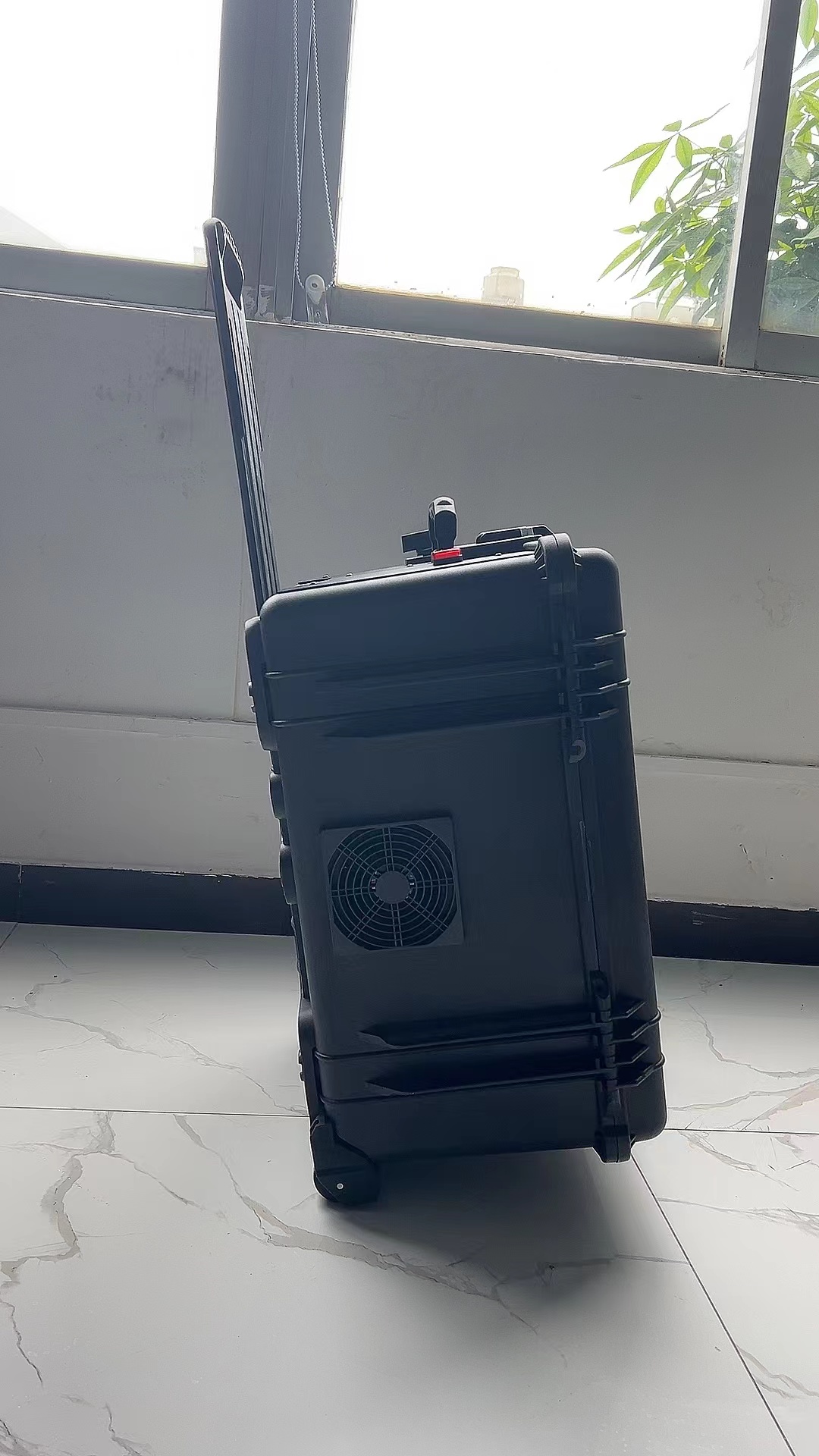 宁河手拉箱型移动通信干扰器